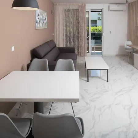 Adriatic Apartmán Podstrana