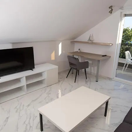 Adriatic Apartamento Podstrana