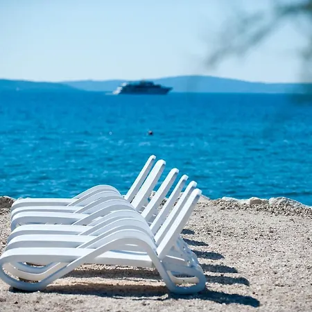 Adriatic * Podstrana
