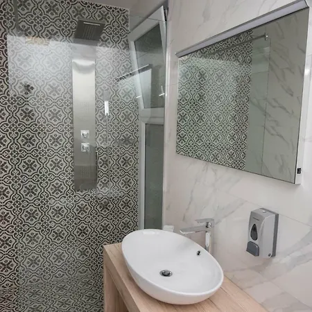 Apartment Adriatic Podstrana