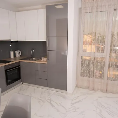 Apartment Adriatic Podstrana