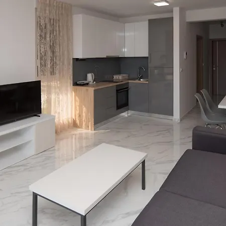 Adriatic Apartamento *